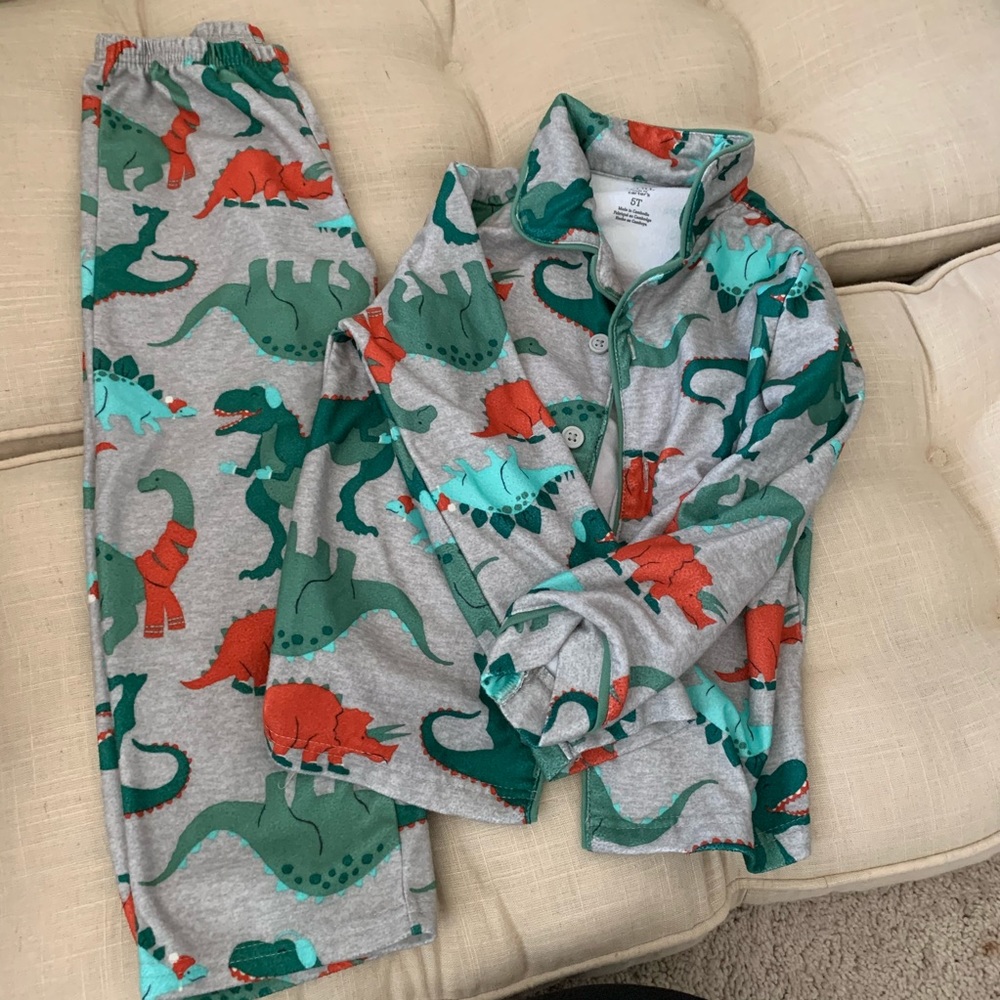 Carter’s boys 5t jammies